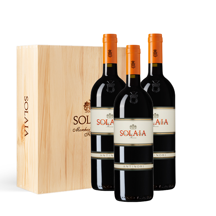 Solaia Toscana Rosso IGT 2021 - 3 Flaschen in Original Holzkiste Solaia Toscana Rosso IGT 2021 - 3 Flaschen in Original Holzkiste