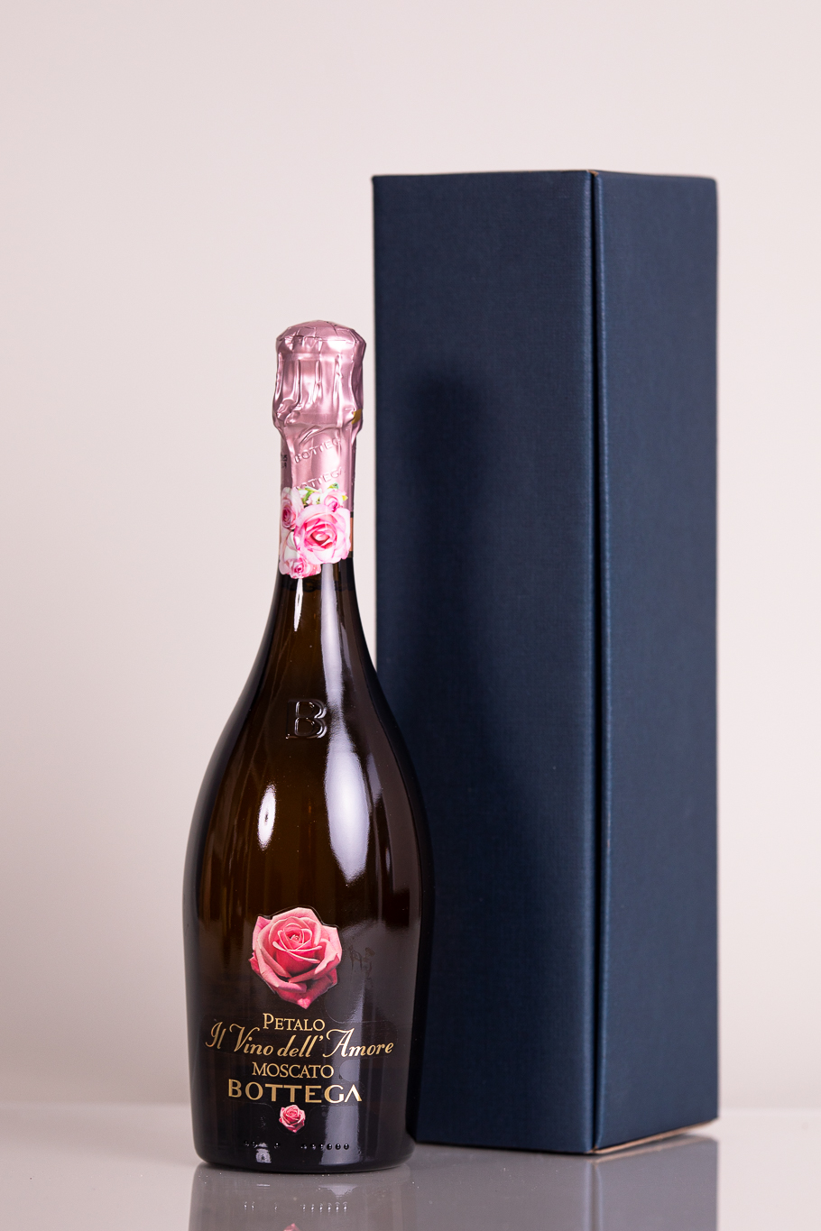 Präsent "Dolce Amore" -Spumante in hochwertiger Geschenkverpackung