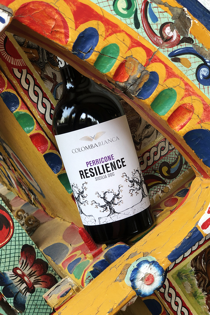 Flasche Resilience Perricone liegende
